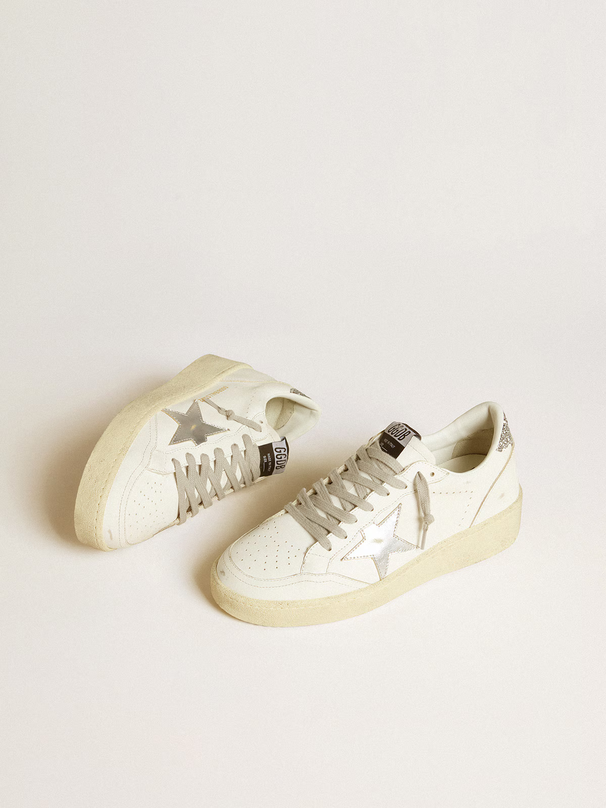 Baskets Golden Goose Ball Star 2 – Blanc/Argent pailleté