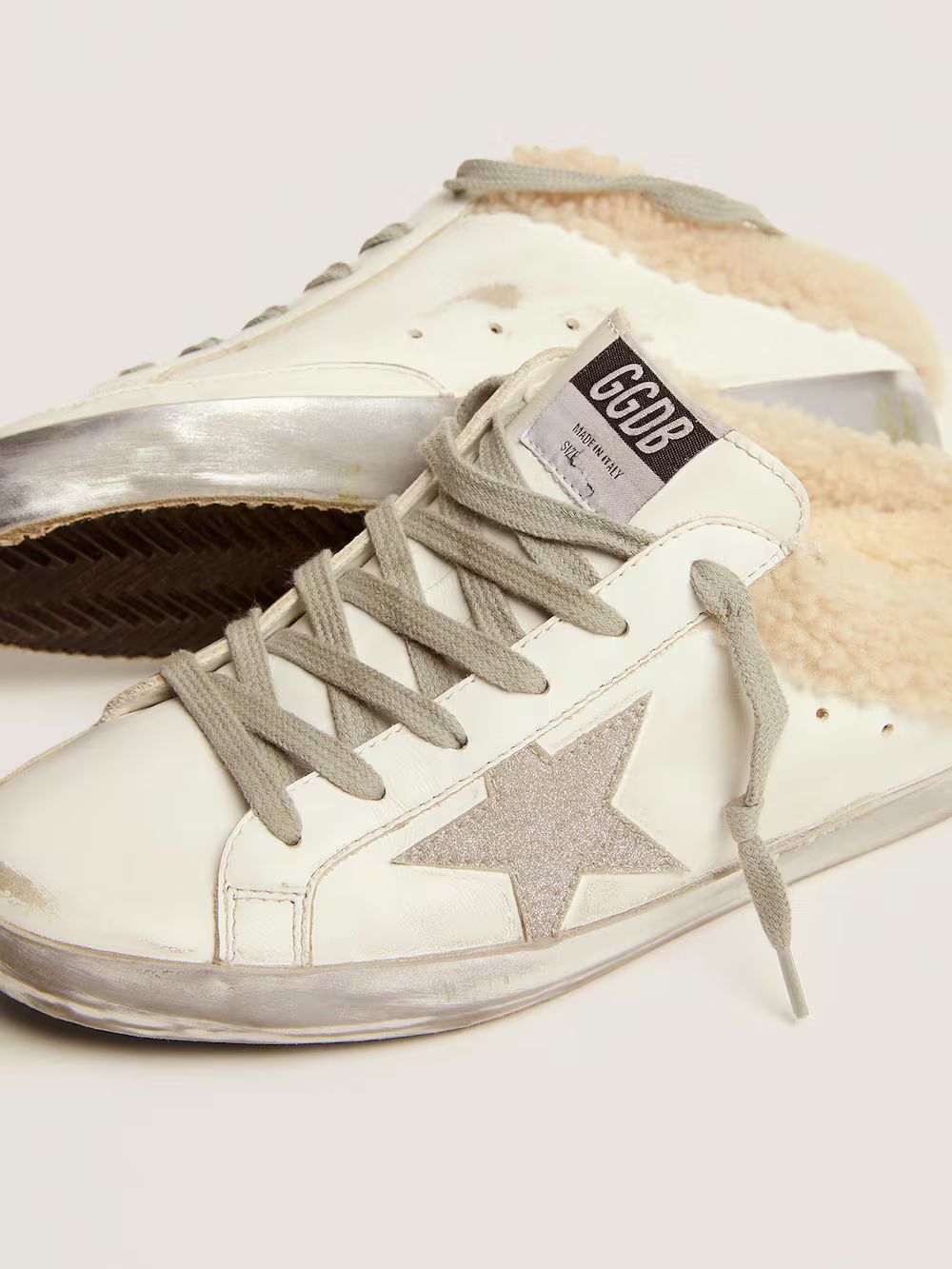 Sandales Golden Goose en peau lainée Super-Star avec étoile pailletée