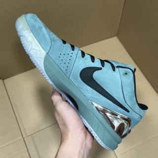 Nike Zoom Kobe 4 Protro « Girl Dad » : Un hommage tissé d’amour
