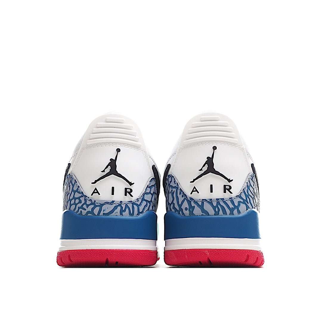 AIR JORDAN 11 « Blanc/Violet »