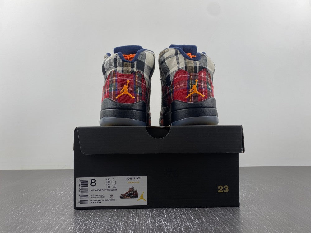 JORDAN 5 à carreaux audacieux multicolores