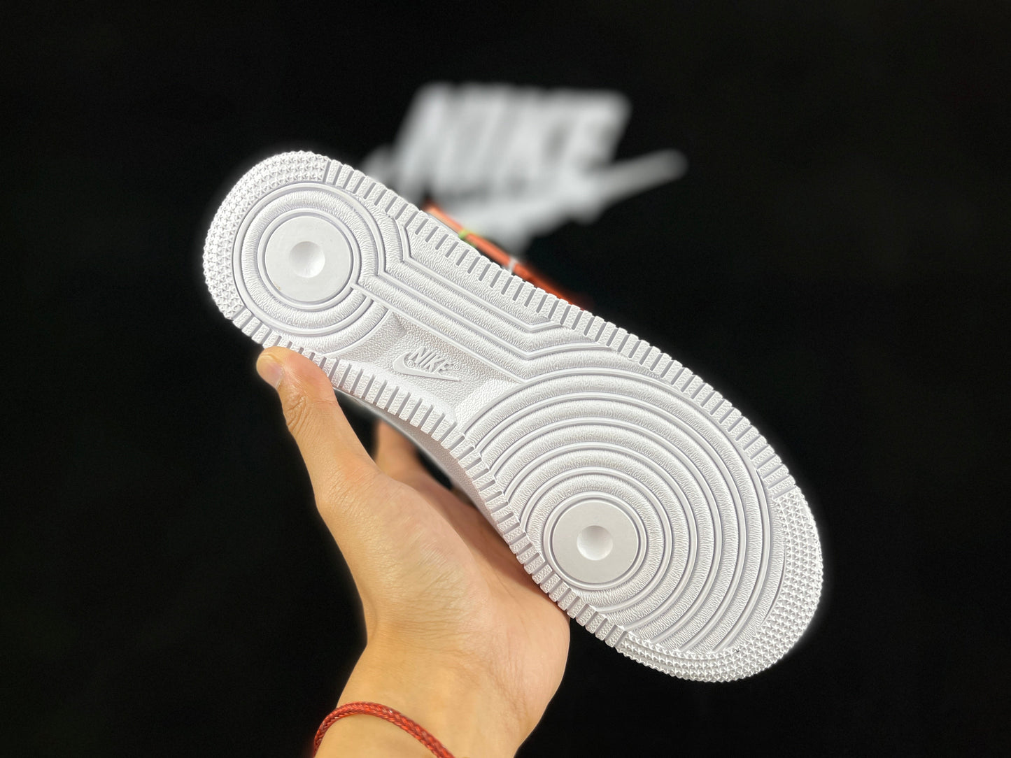 NIKE AIR FORCE 1 Low « Boucle de randonnée blanche/noire/rouge »