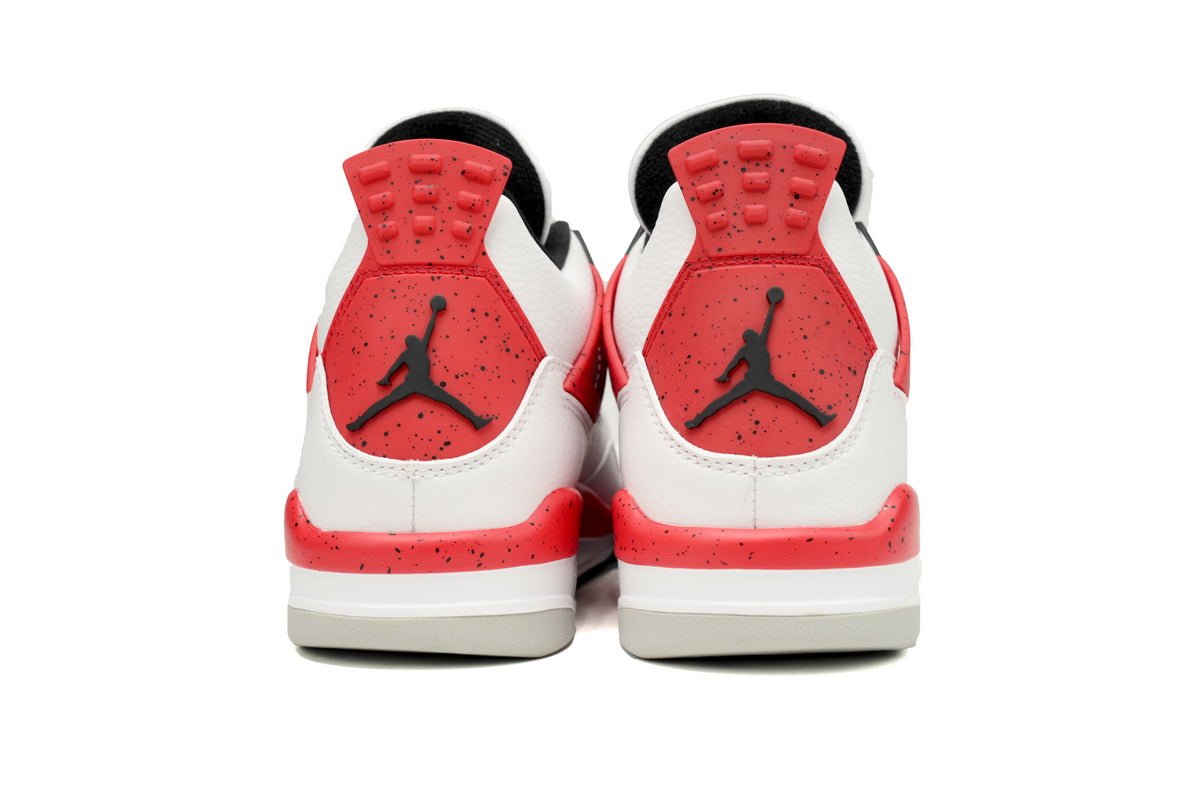 Air Jordan 4 « Red Cement »