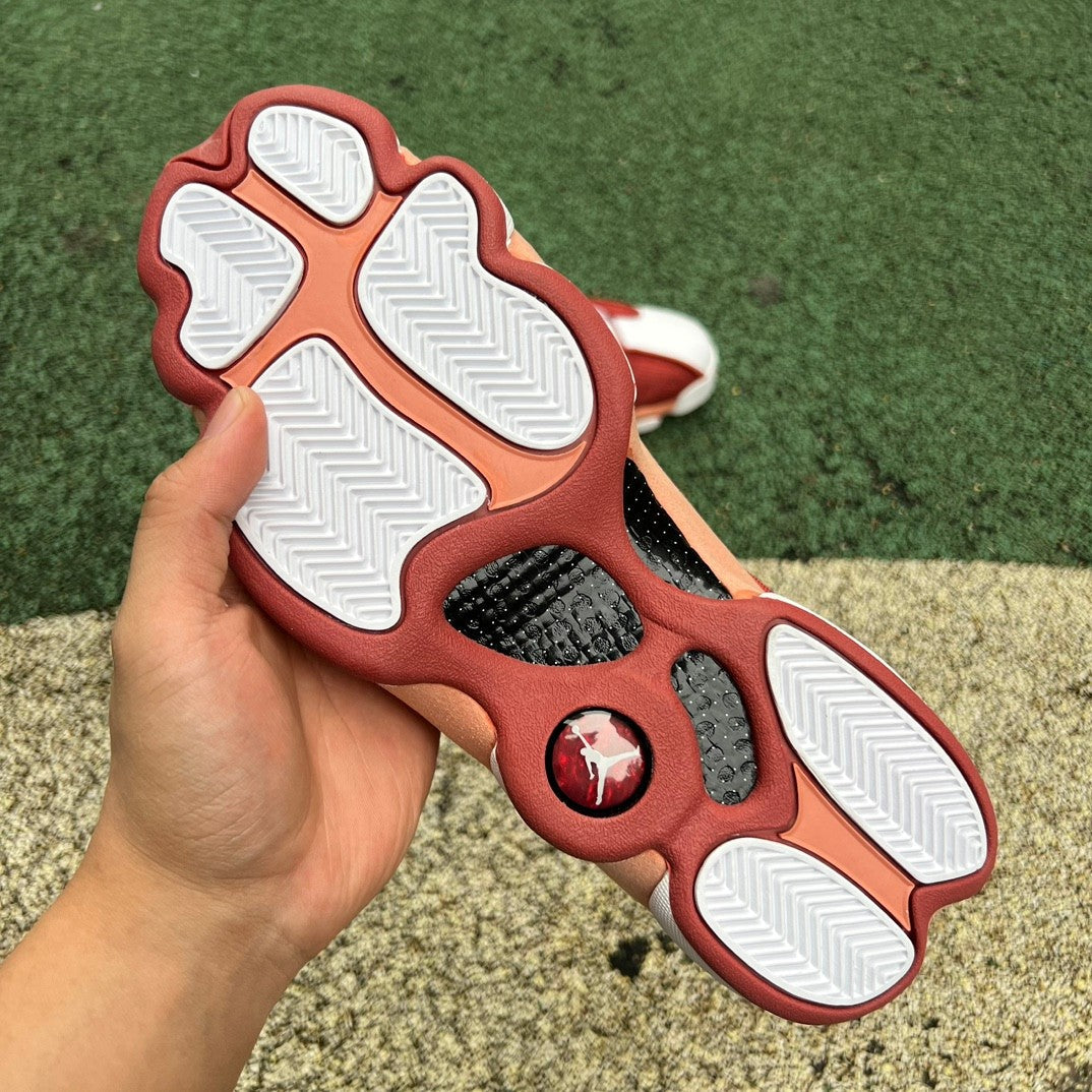 JORDAN 13 « DUNE ROUGE »