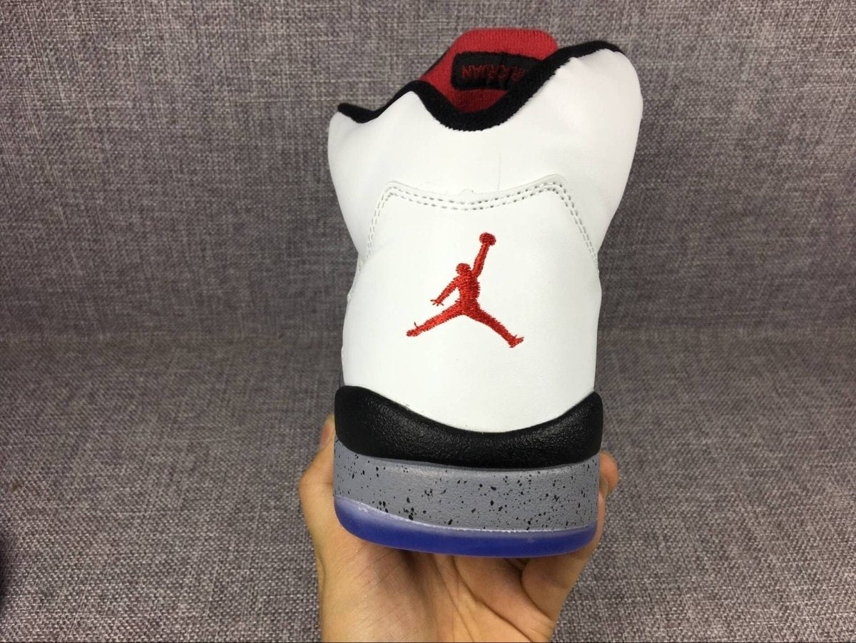 Air Jordan 5 Retro « White Cement »