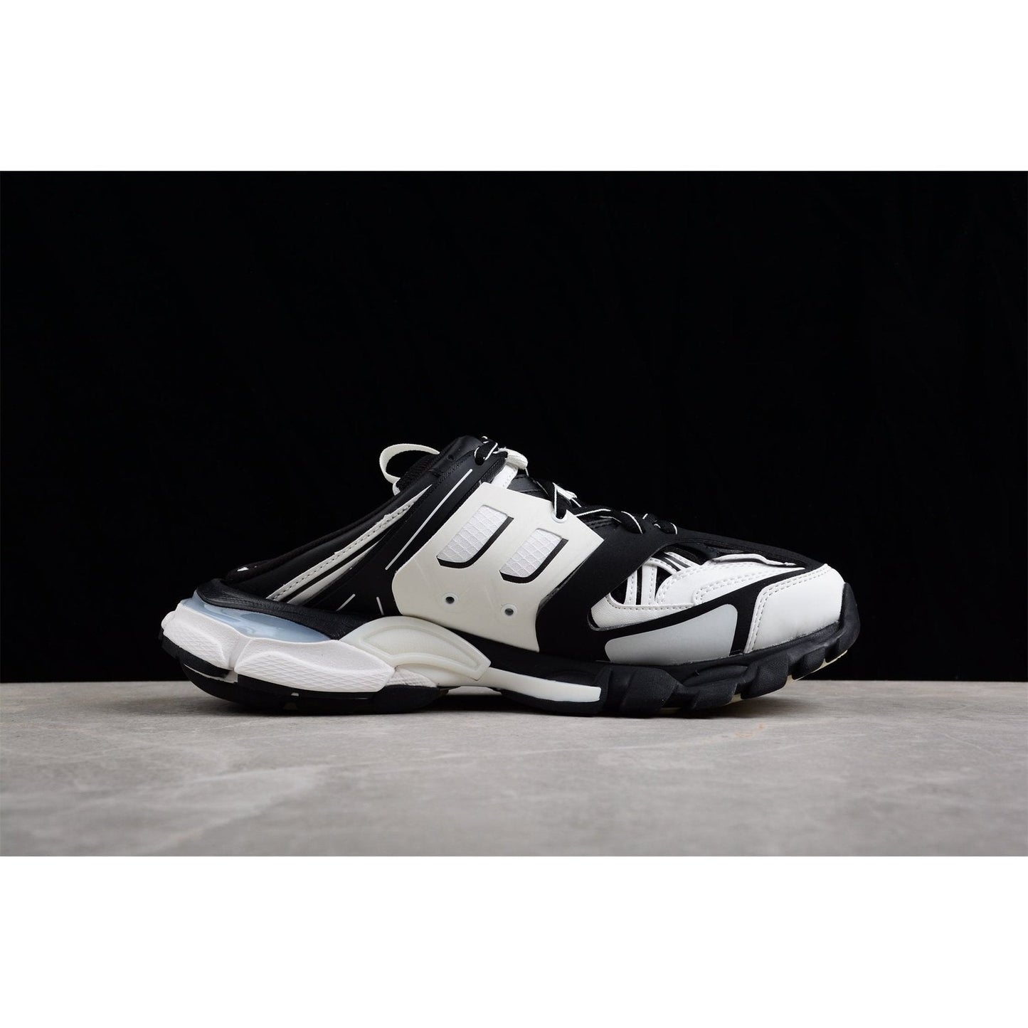BALENCIAGA TRACK MULE x NOIR ET BLANC