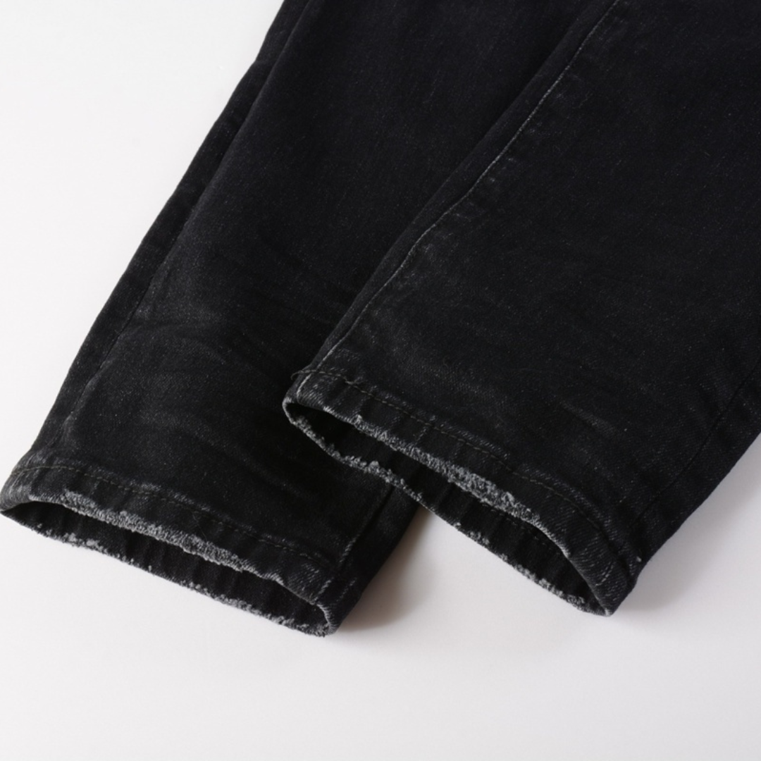 Jean noir Amr MA Bar