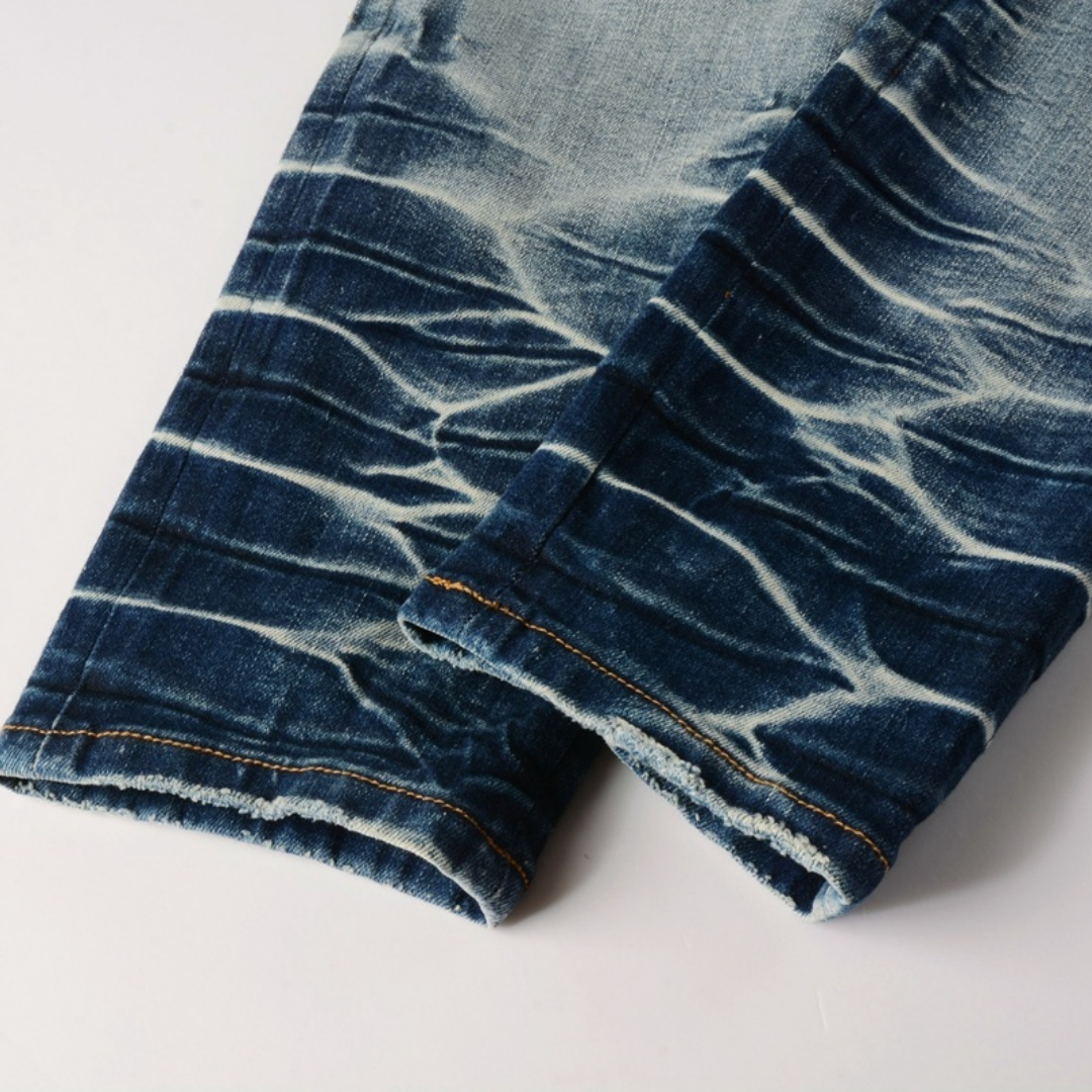 Jean bleu décalé Amr