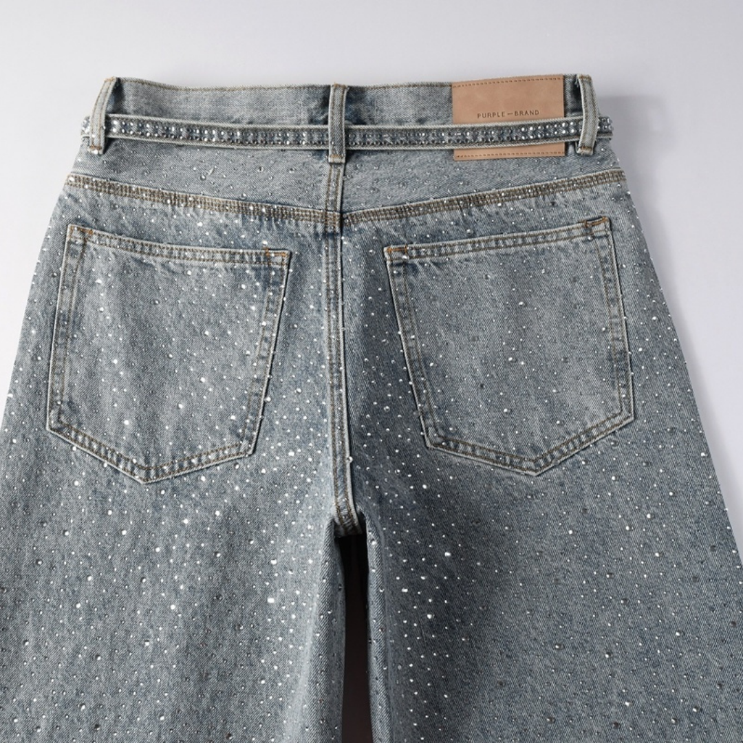 Diamants violets Jeans bleus