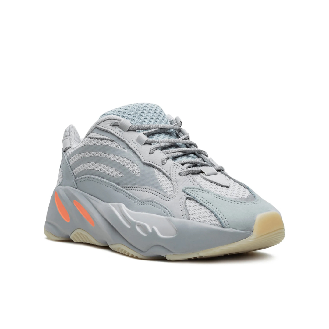 YZY - 700 V2 "Inertie"