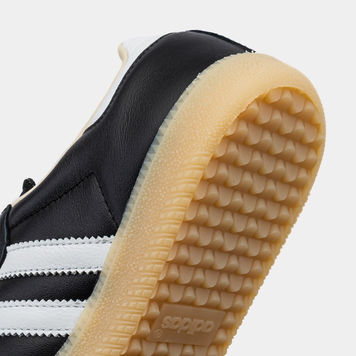 Samba OG Mens Lifestyle Shoes (Off White/Core Black/Gum 3)