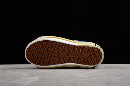 Baskets basses classiques en toile