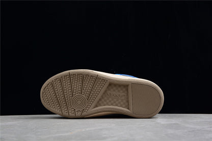 Baskets Lanvin à lacets bleus et rouges