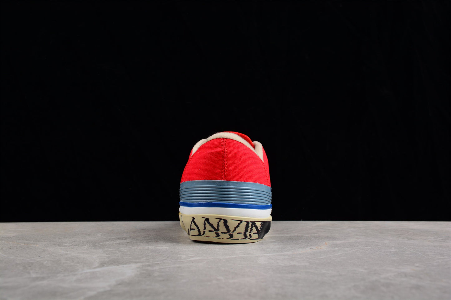 Baskets basses en toile aux couleurs vives