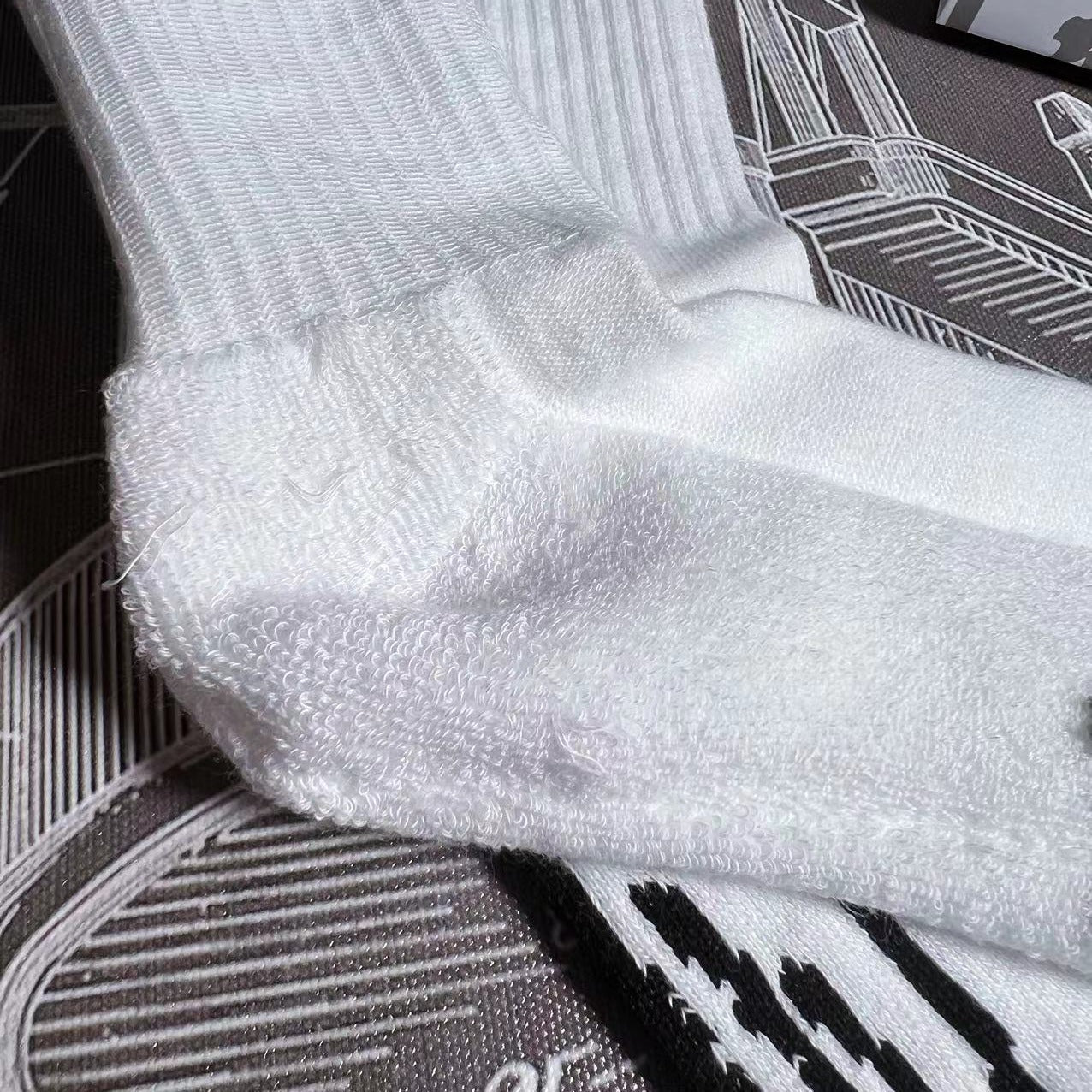 Chaussettes blanches Corteiz Alcatraz