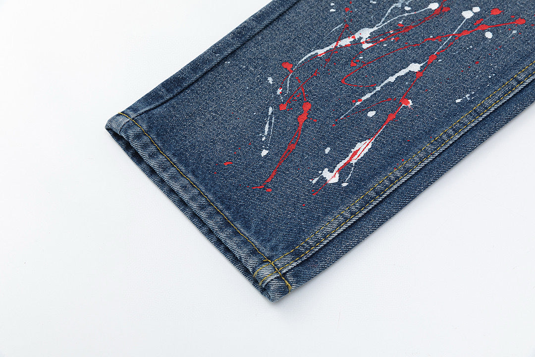 JEANS EN DENIM À PATINS CROISÉS ET CŒURS CHROMÉS