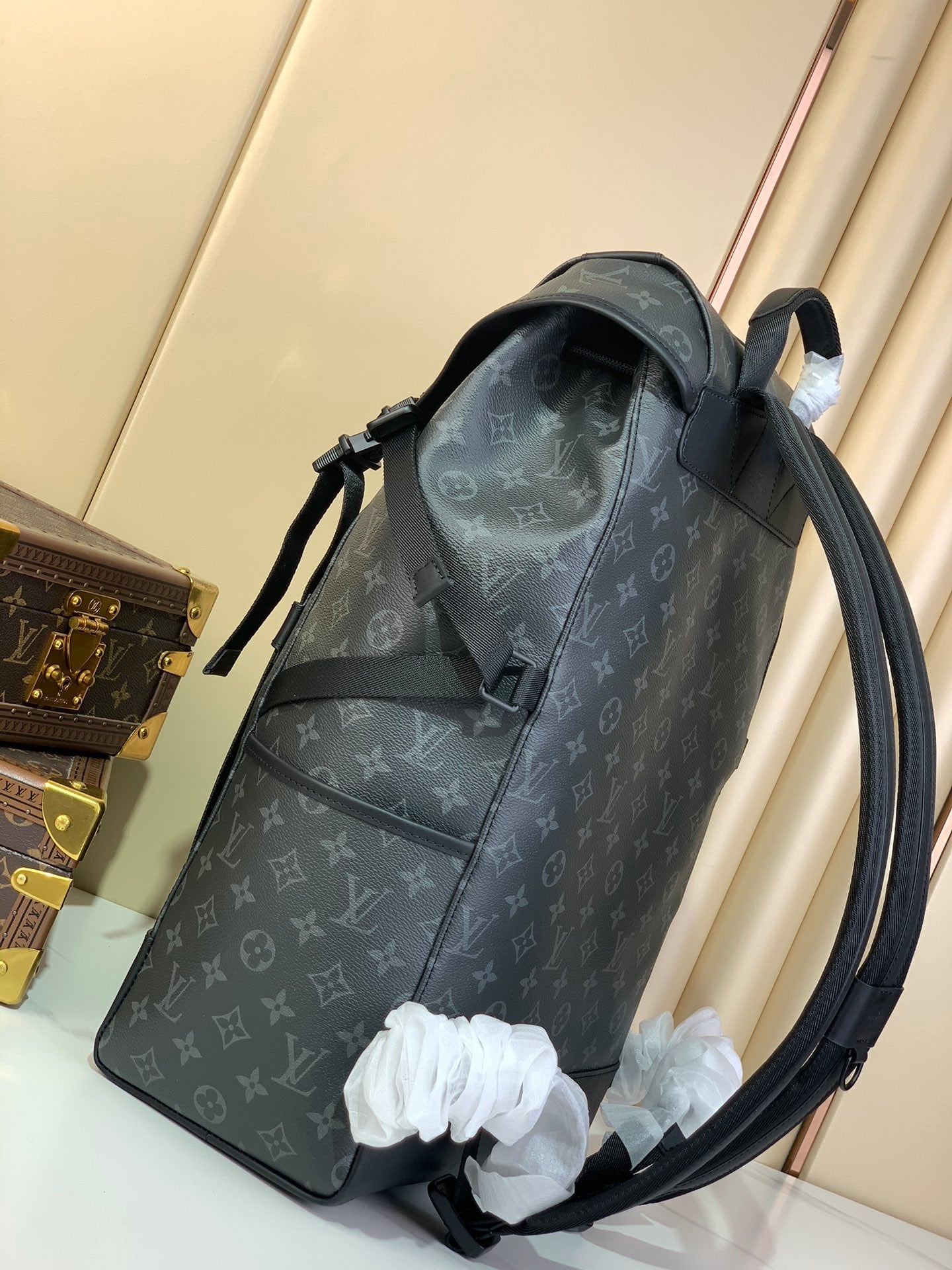 LOUIS VUITTON MONOGRAMME ECLIPSE REVERSE PM GRIS