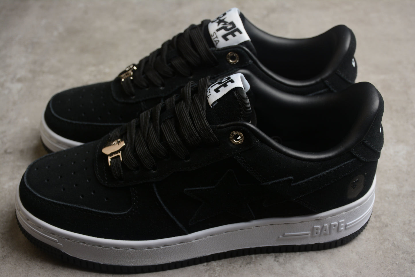 Baskets basses BAPE STA en daim noir
