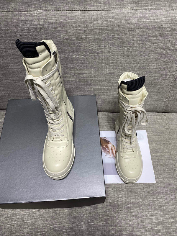 Bottes de combat montantes en cuir