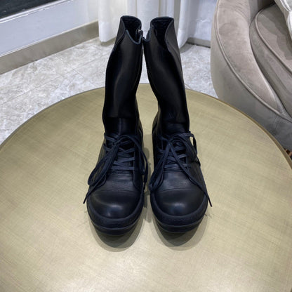 Bottes montantes en cuir à lacets