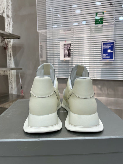 Baskets minimalistes modernes