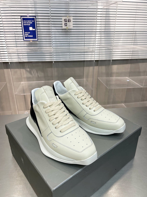 Baskets bicolores noires à accents