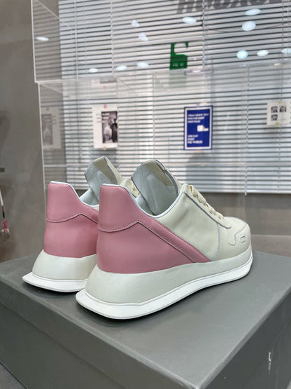 Baskets bicolores roses à accents