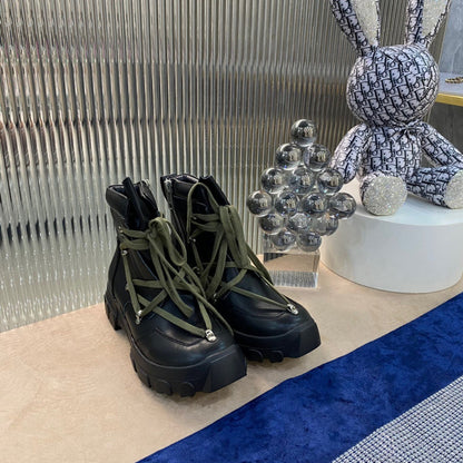 Bottes de combat Rick Owens - Cuir noir avec lacets olive