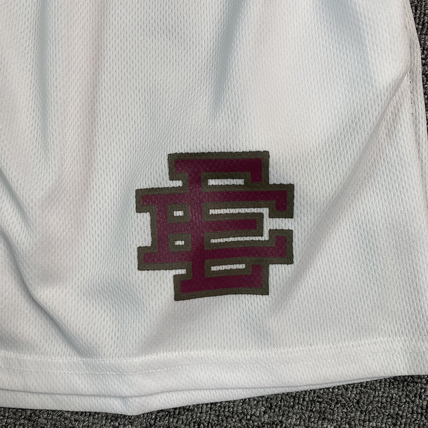 Short basique Eric Emanuel EE blanc/gris/bordeaux