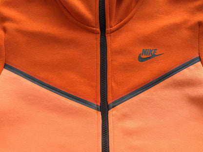 Sweat à capuche Nike Tech Fleece x Campfire Orange