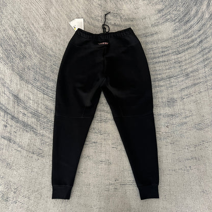 Pantalon Nike Tech Fleece x Syna Central CEE