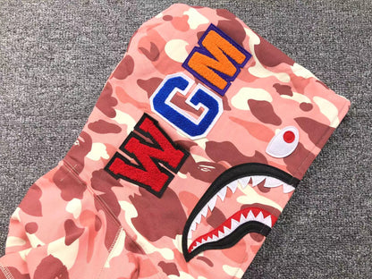 BAPE x BARBIE DOT CAMO SHARK SWEAT À CAPUCHE FERMÉ ROSE