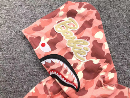 BAPE x BARBIE DOT CAMO SHARK SWEAT À CAPUCHE FERMÉ ROSE