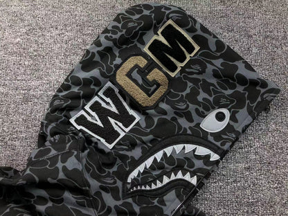 BAPE x DOVER STREET MARKET SPÉCIAL CAMO SHARK SWEAT À CAPUCHE ZIPPÉ NOIR
