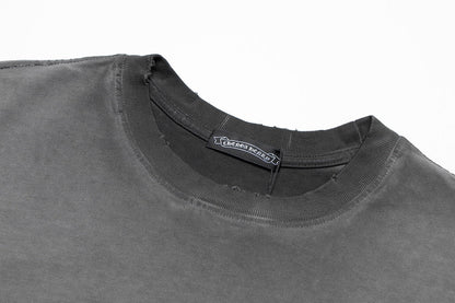 T-SHIRT À ÉCUSSON CROISÉ CŒURS CHROMÉS GRIS DÉLAVÉ