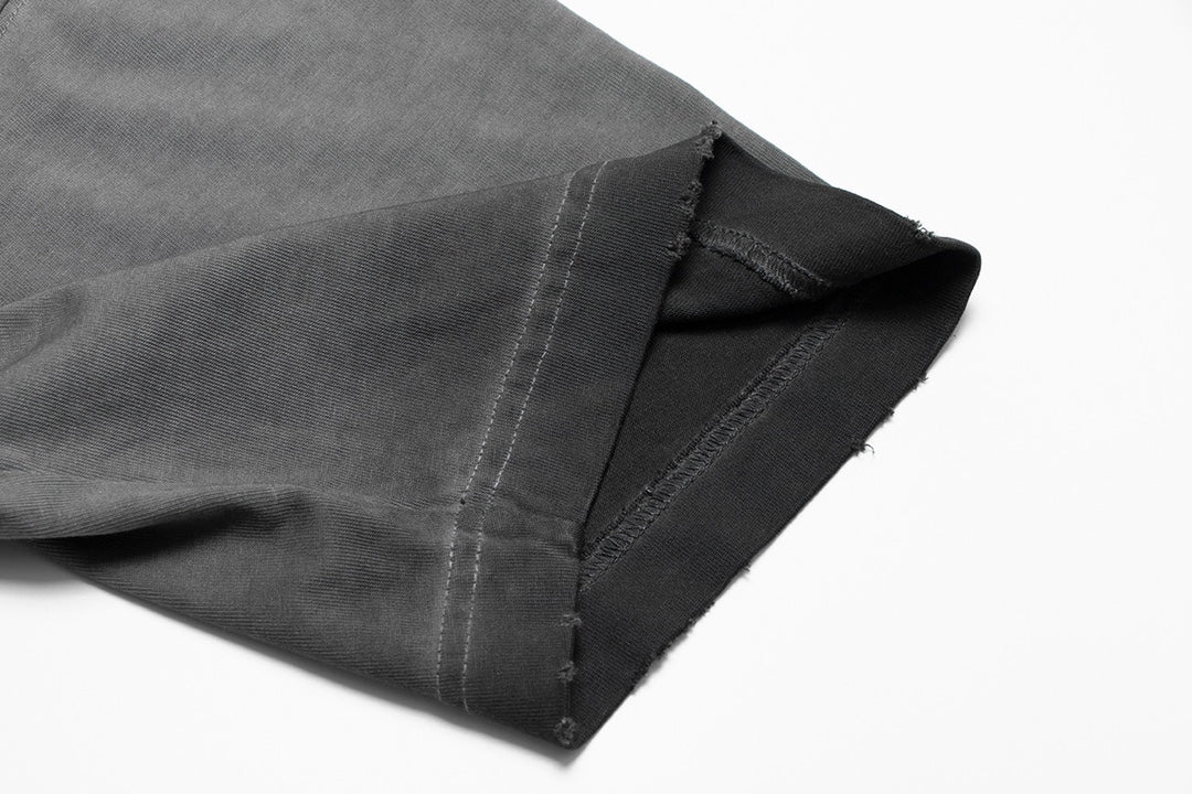 T-SHIRT À ÉCUSSON CROISÉ CŒURS CHROMÉS GRIS DÉLAVÉ