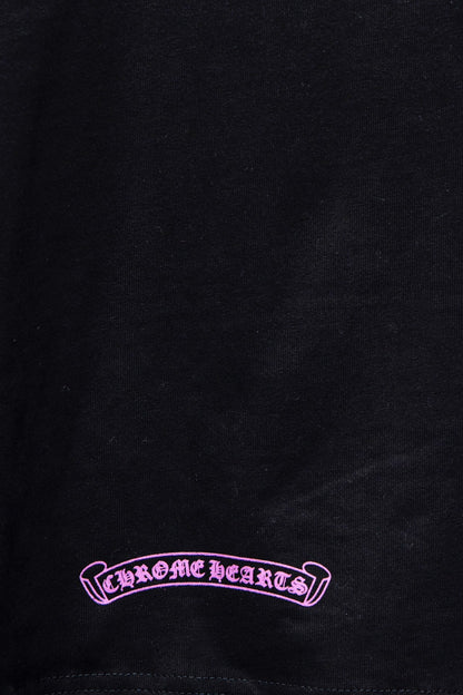 T-shirt noir à manches longues avec col violet et cœurs chromés