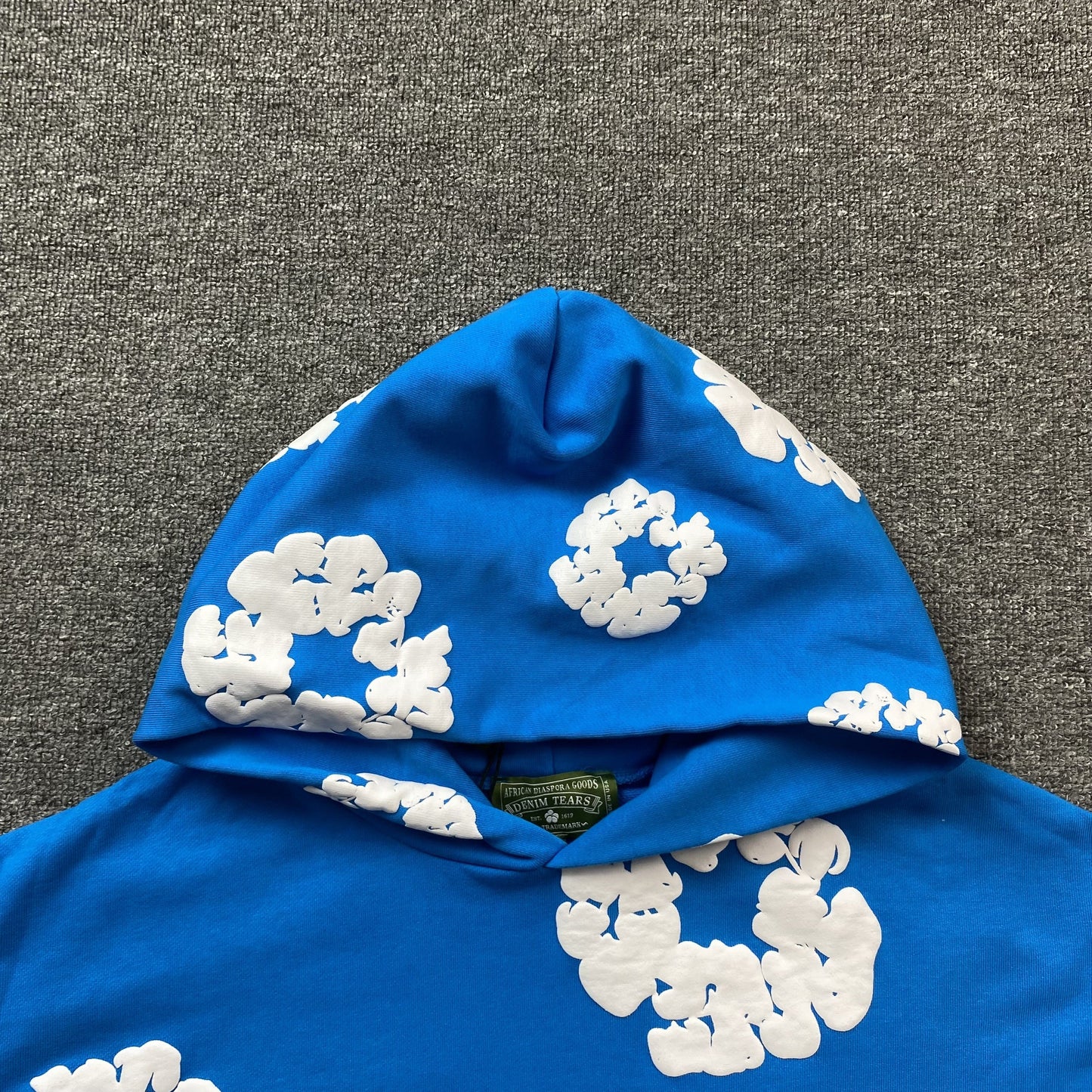 Sweat à capuche en coton avec motif de déchirures de denim, bleu azur