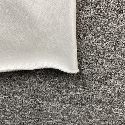 Short en coton déchiré blanc avec couronne