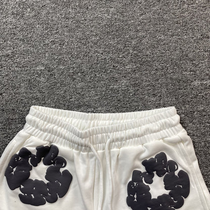 Short en coton déchiré blanc avec couronne