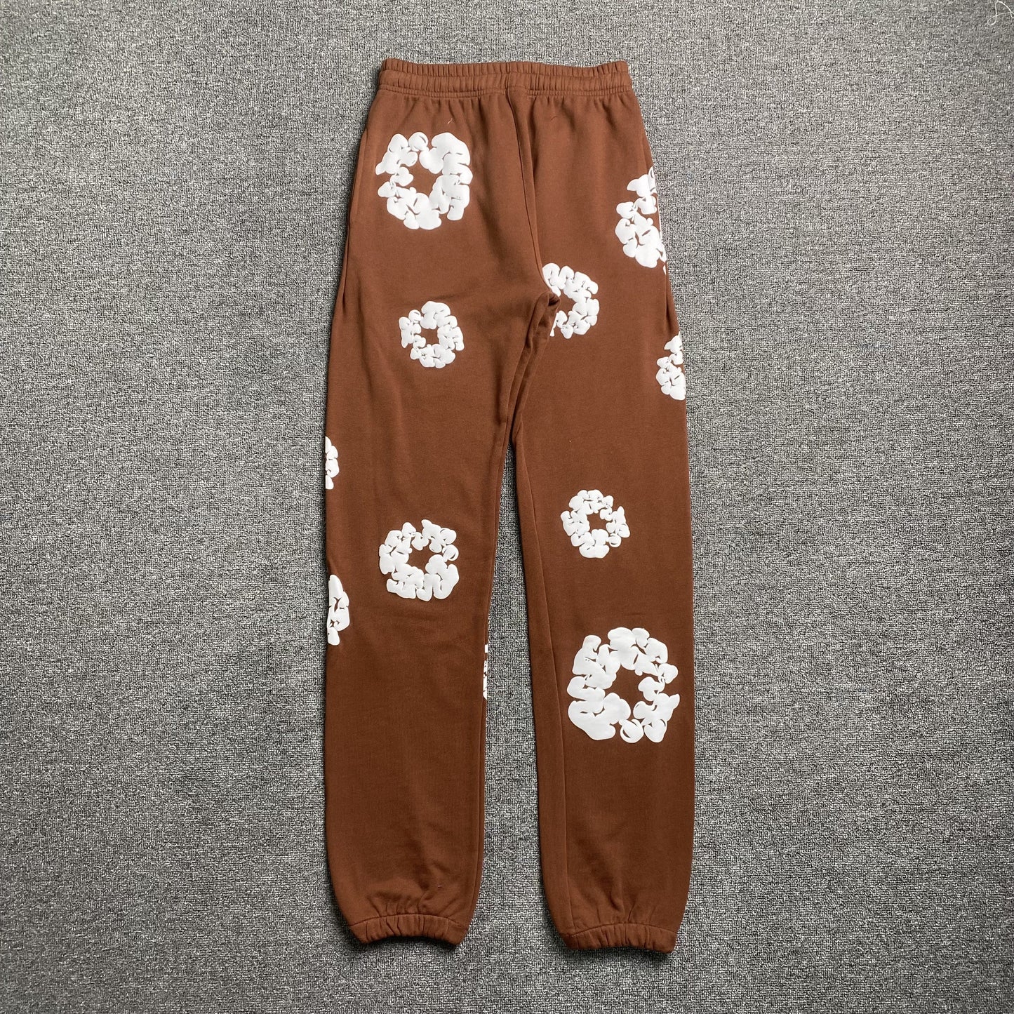 PANTALON DE SURVÊTEMENT MARRON EN DENIM TEARS ET COTON WREATH