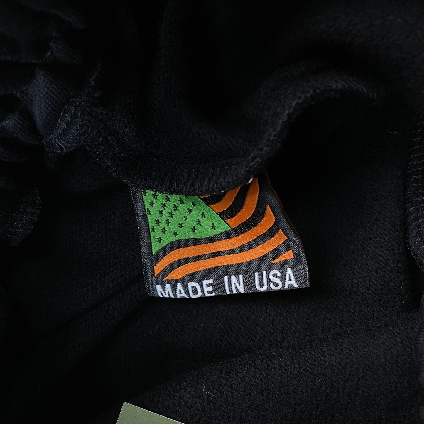 PANTALON DE SURVÊTEMENT EN DENIM TEARS, COURONNE DE COTON, NOIR MONOCHROME