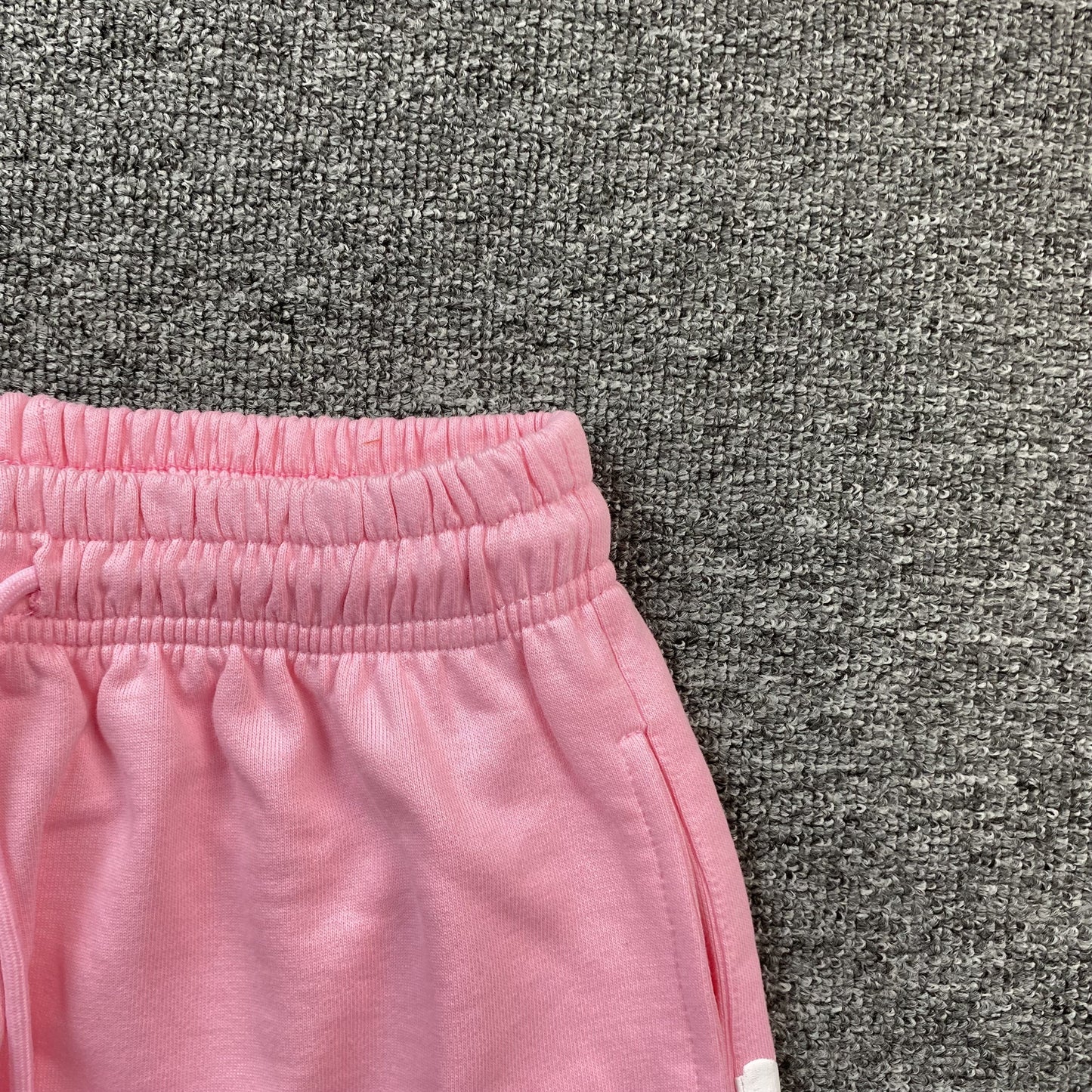 PANTALON DE SURVÊTEMENT ROSE EN COTON ET COURONNE DE JEAN LARMES