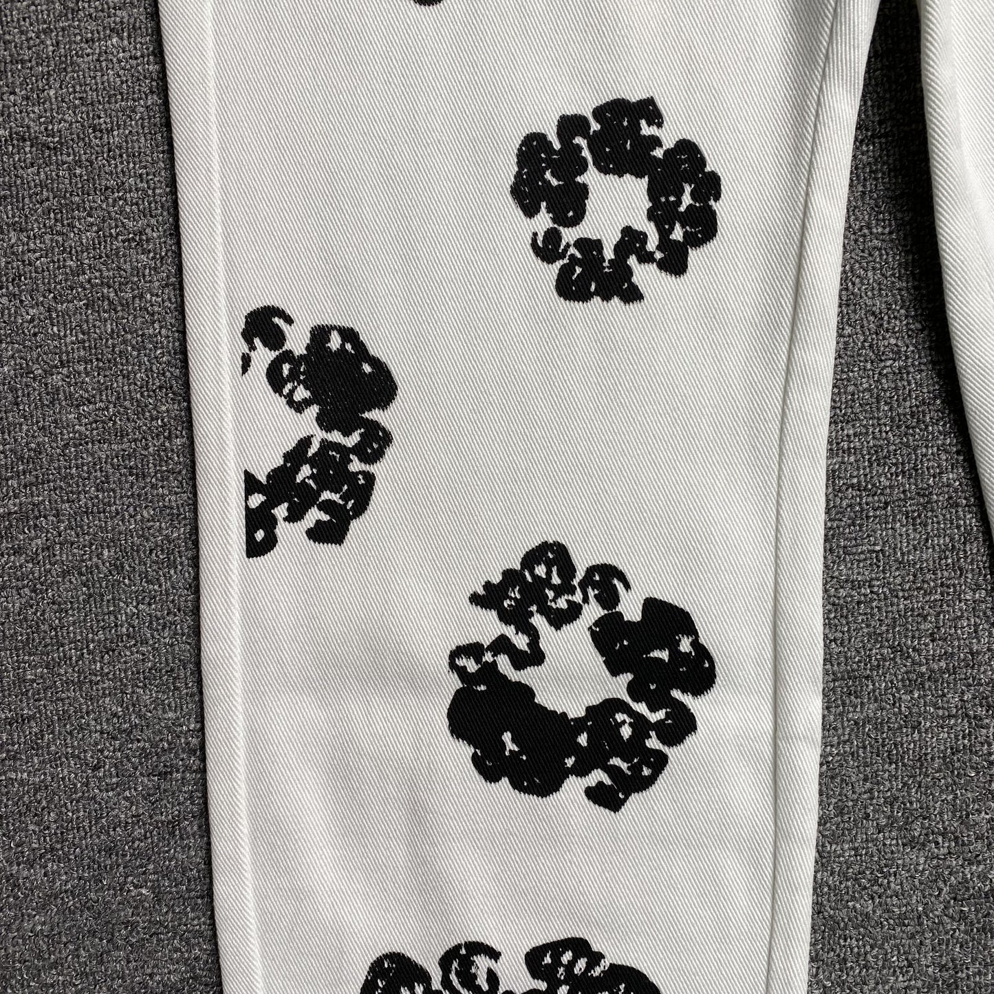 DENIM TEARS x LEVI'S COTTON WREATH JEANS BLANC