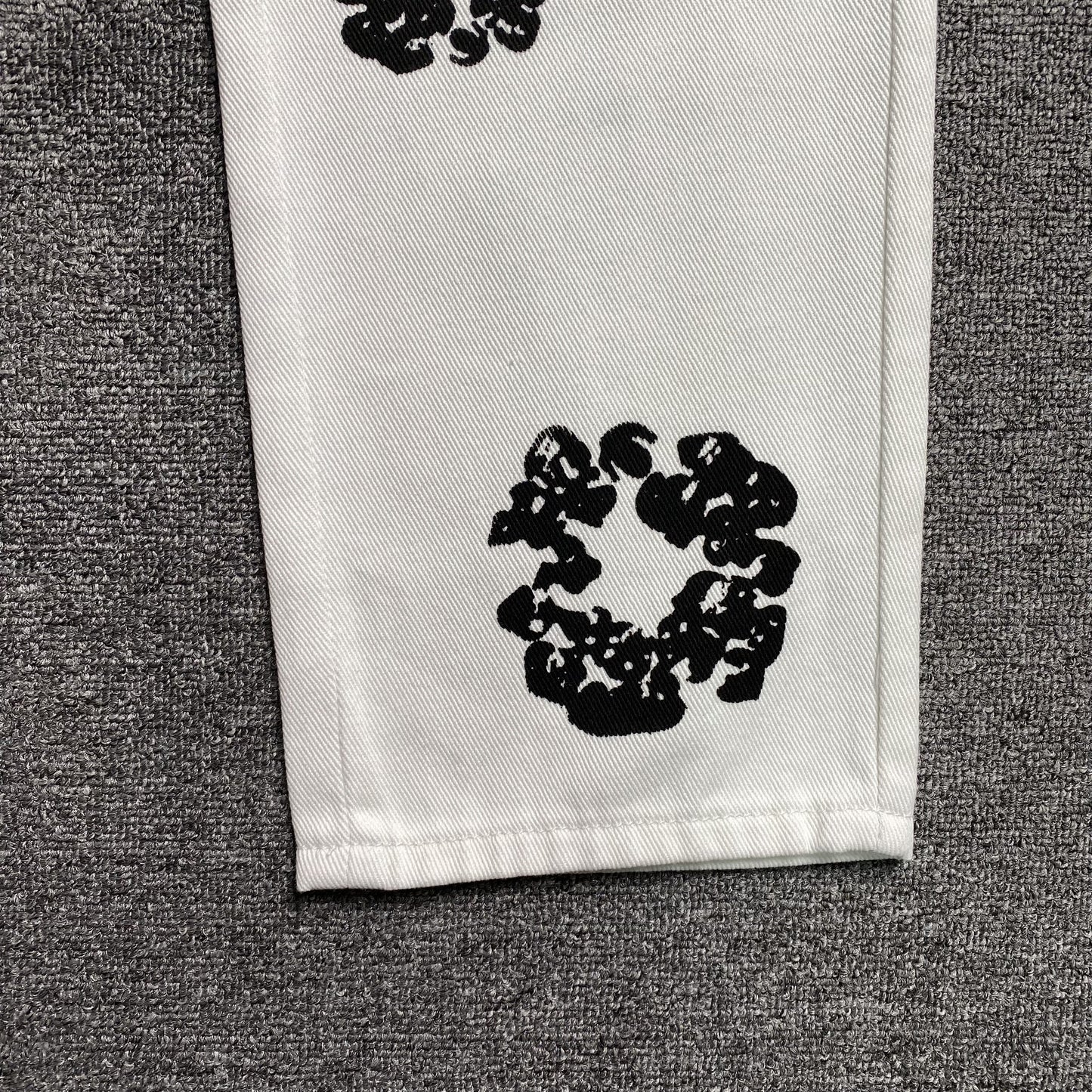 DENIM TEARS x LEVI'S COTTON WREATH JEANS BLANC