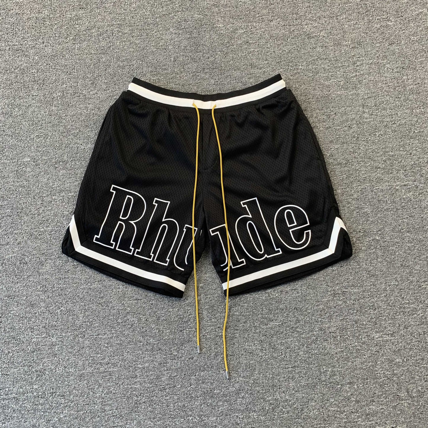 SHORT AVEC LOGO RHUDE COURT NOIR/BLANC