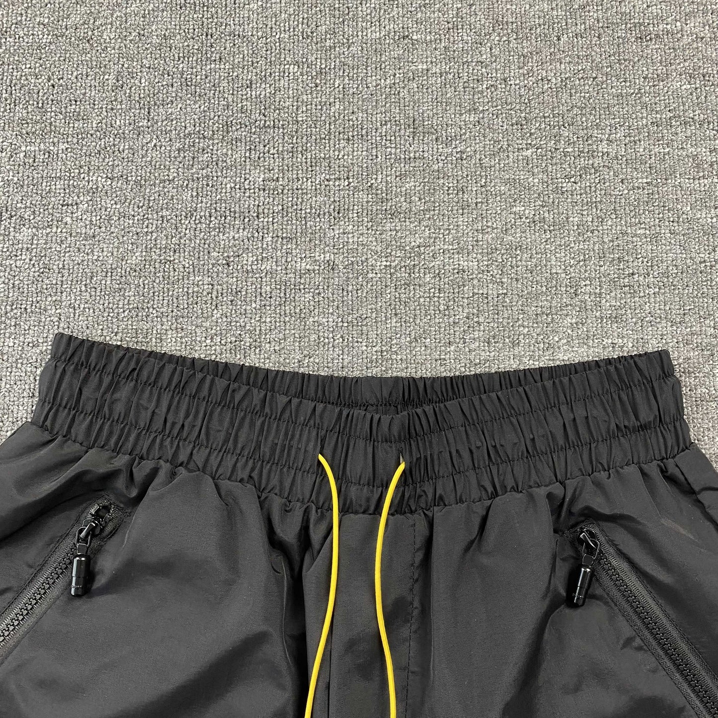 SHORT RHUDE AVEC LOGO RH NOIR SUR NOIR