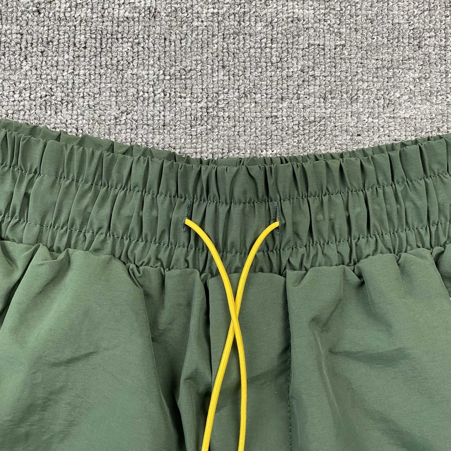 SHORT VERT RHUDE AVEC LOGO RH