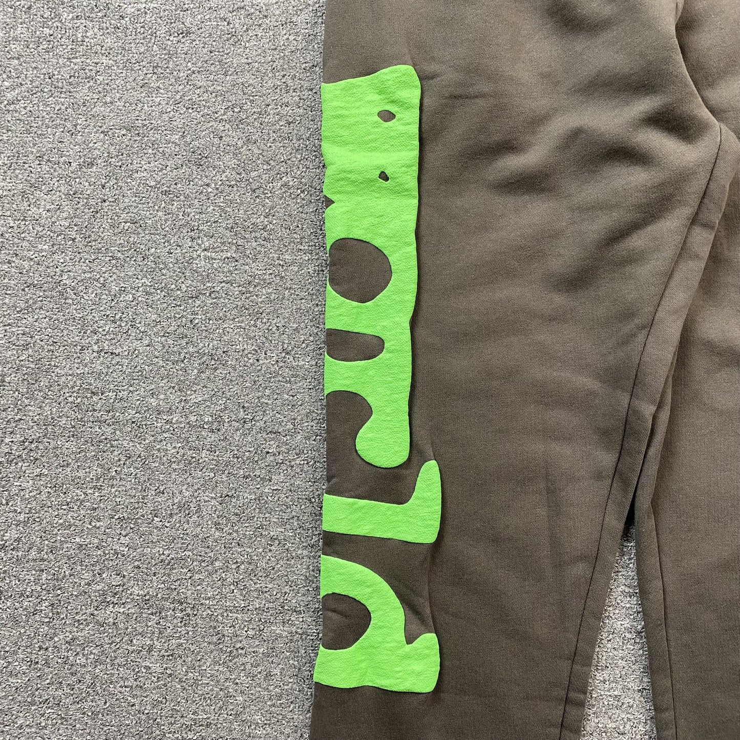PANTALON DE SURVÊTEMENT SP5DER BELUGA GRIS ARDOISE/VERT