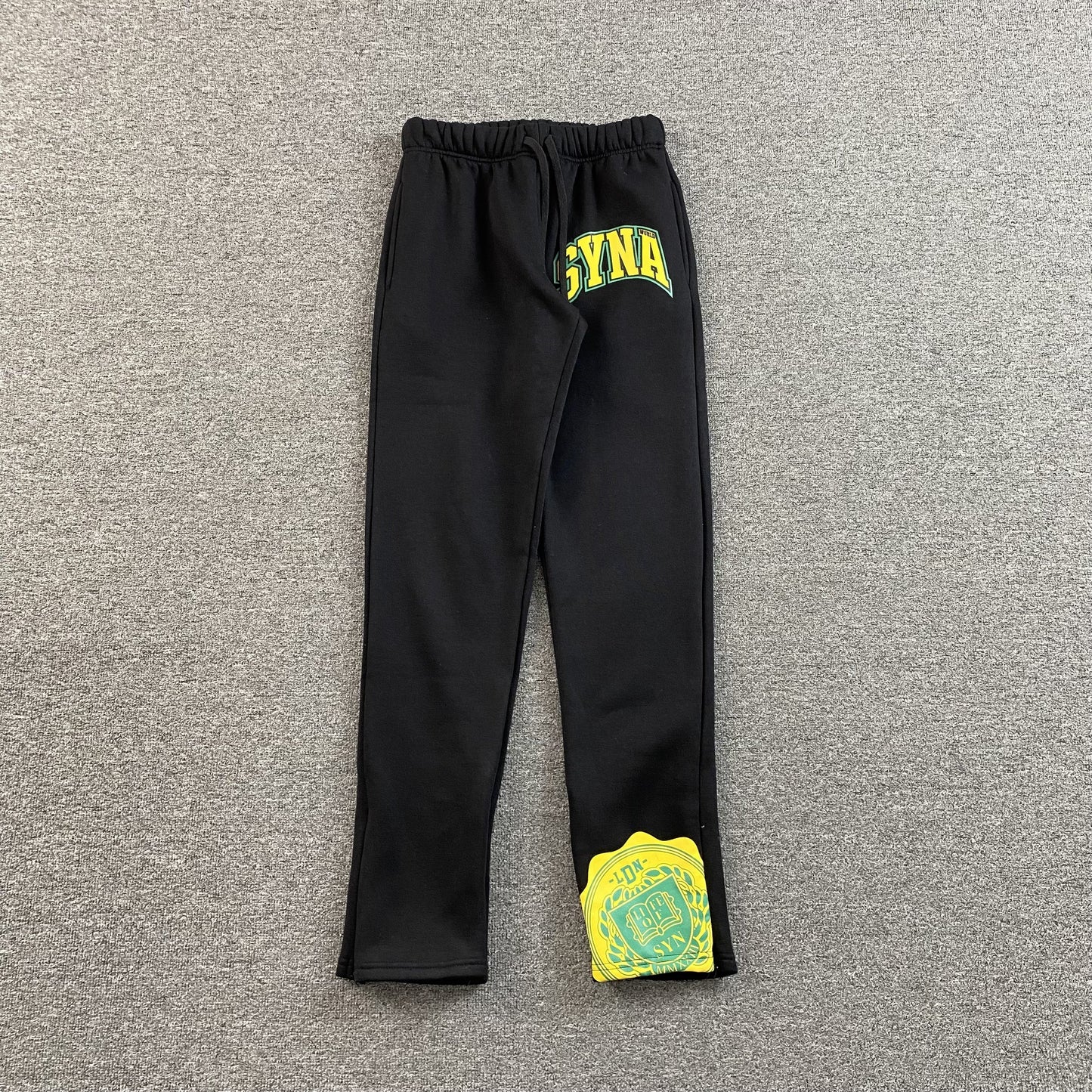 Pantalon de survêtement noir SYNA WORLD COLLEGE 